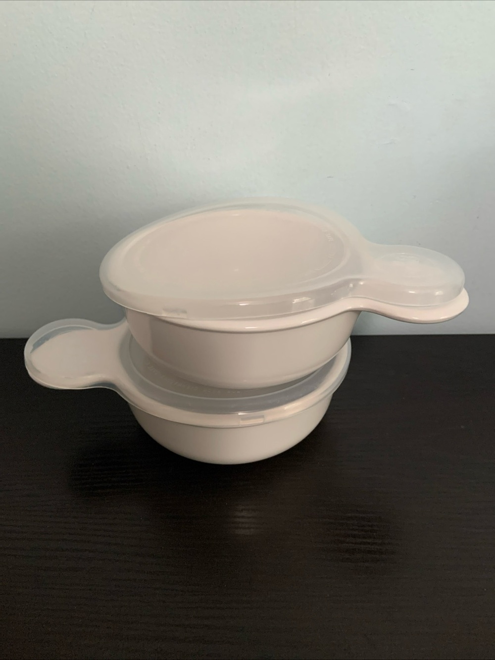 Corning Ware Grab It White Bowls P-150-B Set of 2 With Plastic Lids. 16oz.
